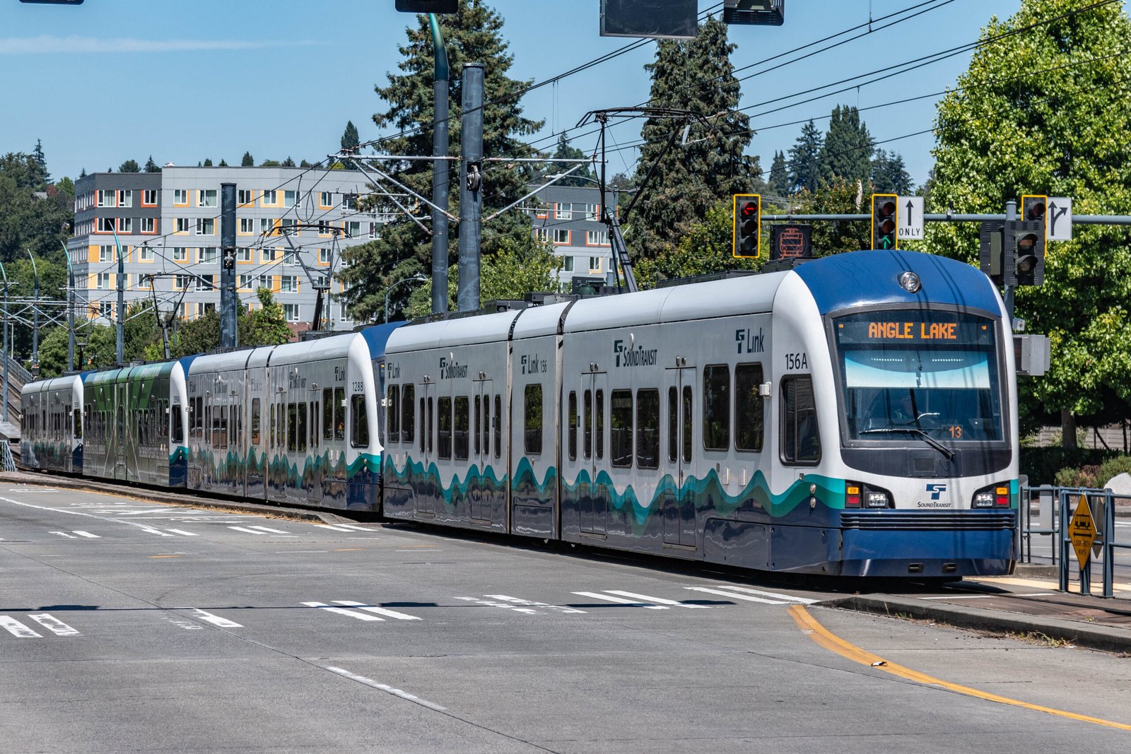 Seattle Airport to Downtown: Train, Bus, Uber or Car